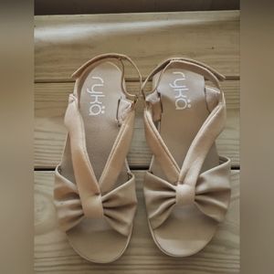 Ryka Beige sandal size 10
